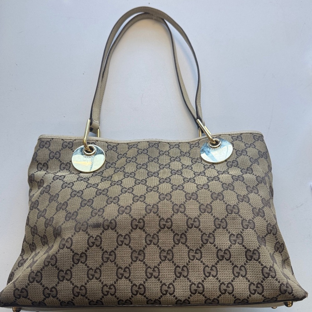 GUCCI PURSE MEDIUM - Picture 2 of 8